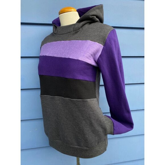 Smokey Amethyst Upcycled Hoodie w/ Pockets Sweatshirt One-Of-A-Kind MungoCrafts - Picture 4 of 5